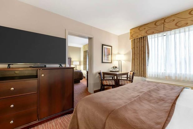 Images Best Western Plus Concord Inn