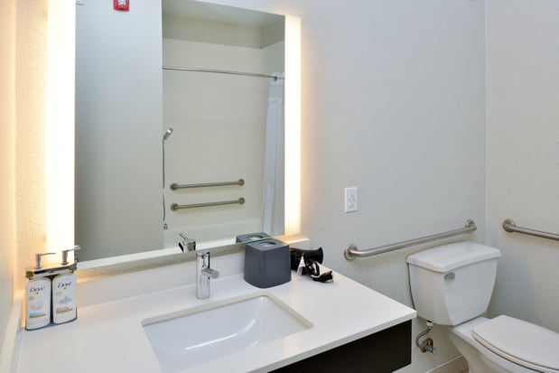 Images Holiday Inn Express & Suites Carthage by IHG