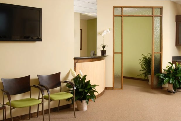 Images Osprey Dental, L.L.C.