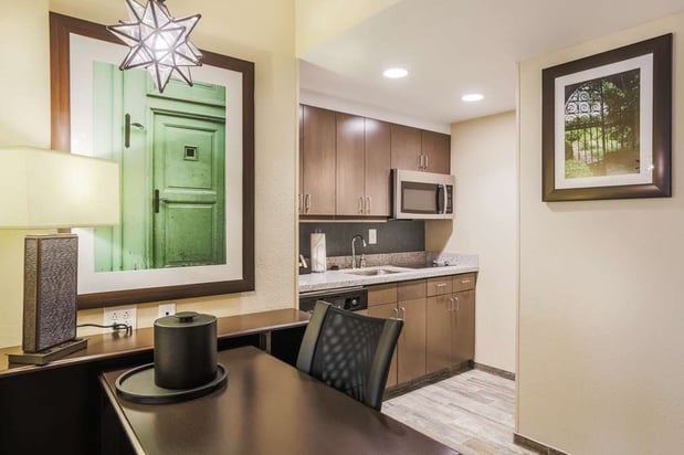 Images Homewood Suites by Hilton Charleston Historic District