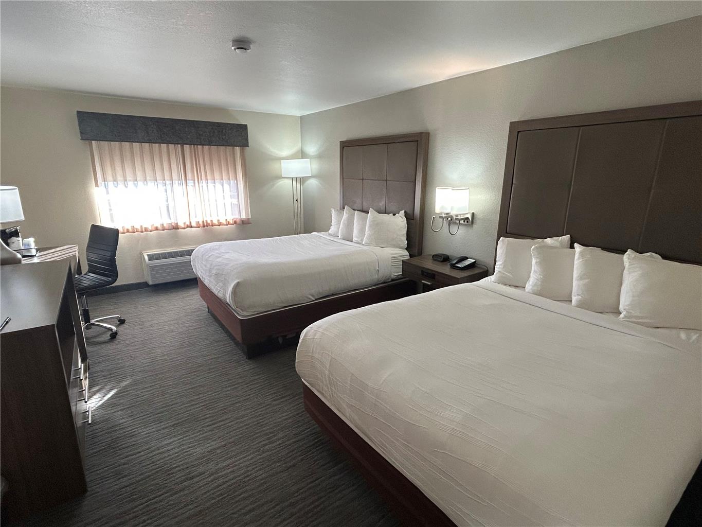 Double Queen Room