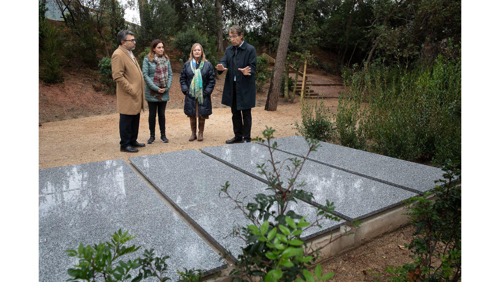 Cementiri Comarcal Roques Blanques 147