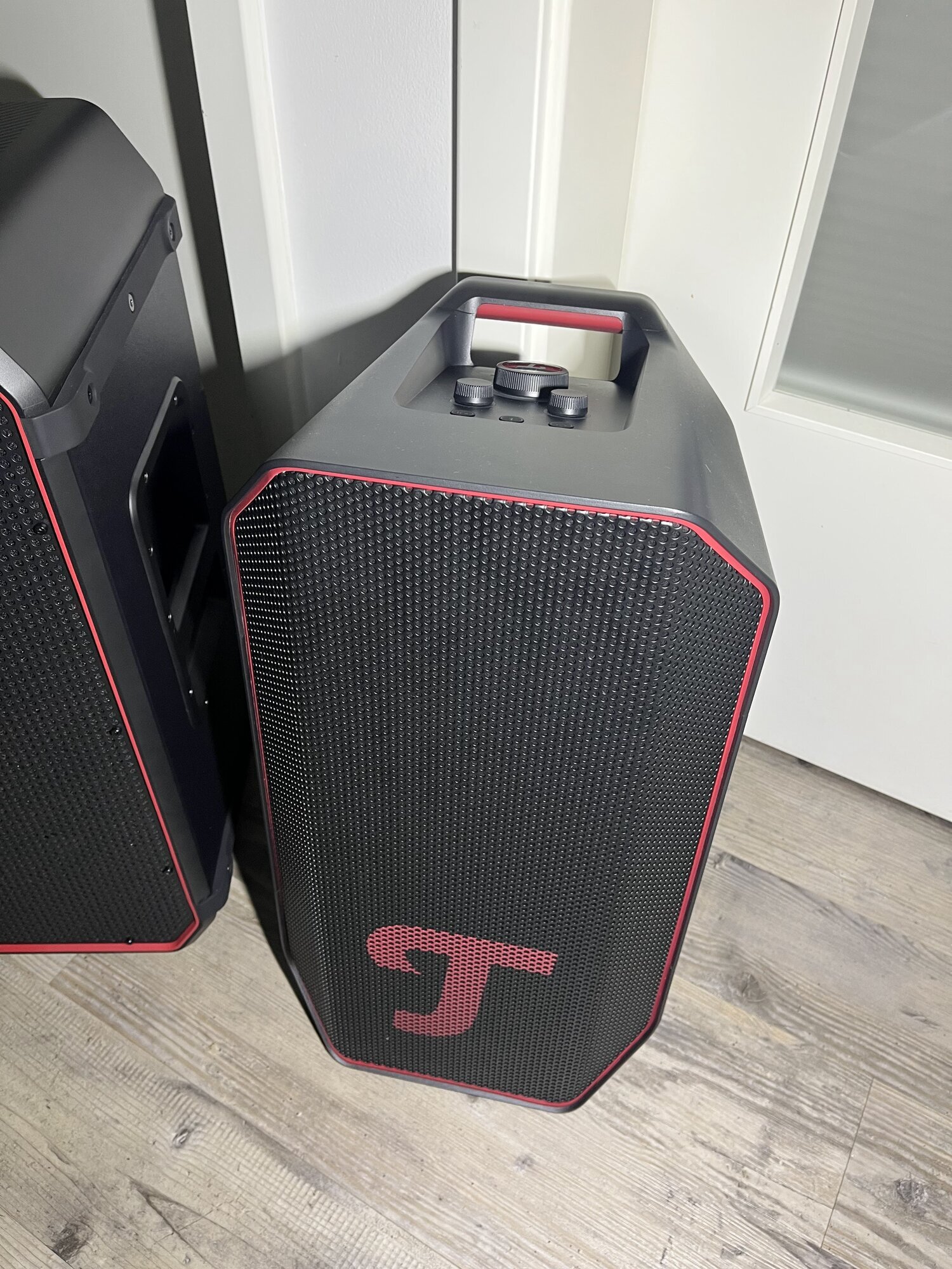 Bilder SOUNDBOKS  JBL Partybox Verleih - Lautsprecher mieten in Hamburg beim Eventservice Hamburg - der Partyverleih