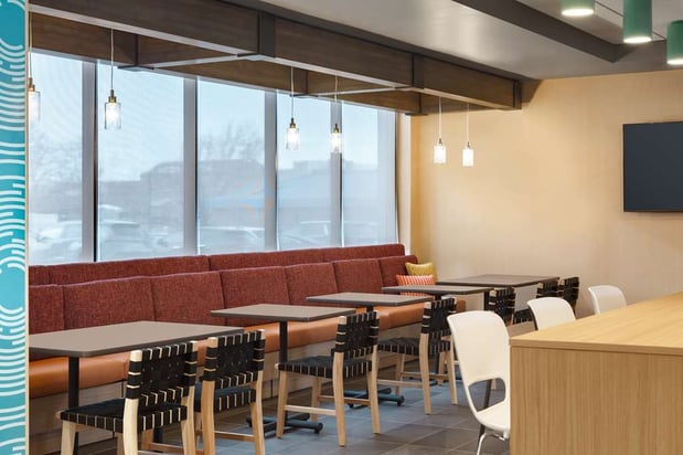 Images Tru by Hilton Ogden