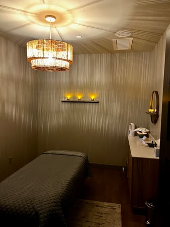 Images Woodhouse Spa - Downtown Louisville