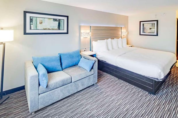 Images Best Western Port Columbus