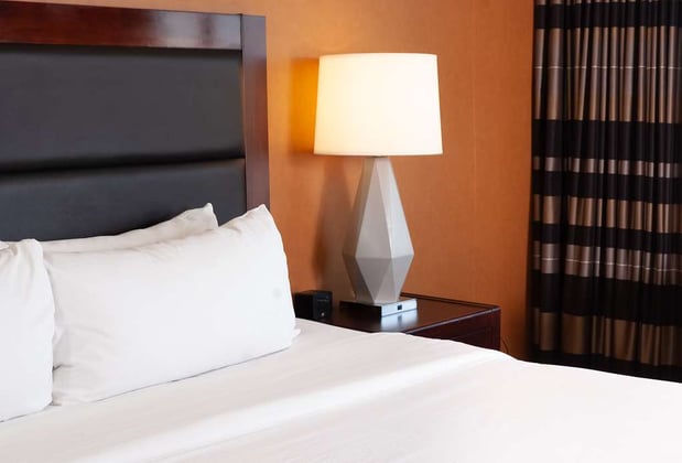 Images DoubleTree by Hilton Hotel Cleveland Downtown - Lakeside