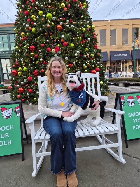 Dr. Stephanie Beeson, Owner of CityVet | Carmel at a community Christmas event!