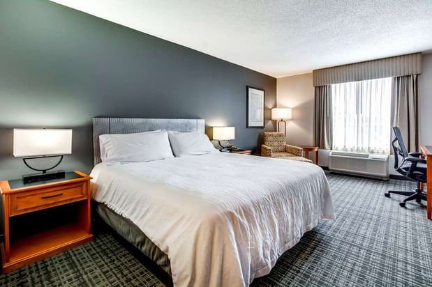 Images Hilton Garden Inn Louisville Airport