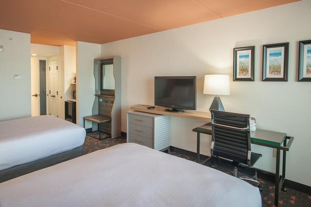 Images Holiday Inn Pensacola - University Area by IHG
