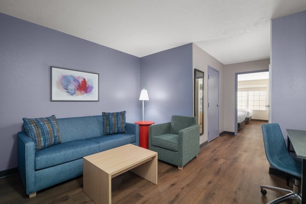 Images Garner Hotel Paducah Westby IHG
