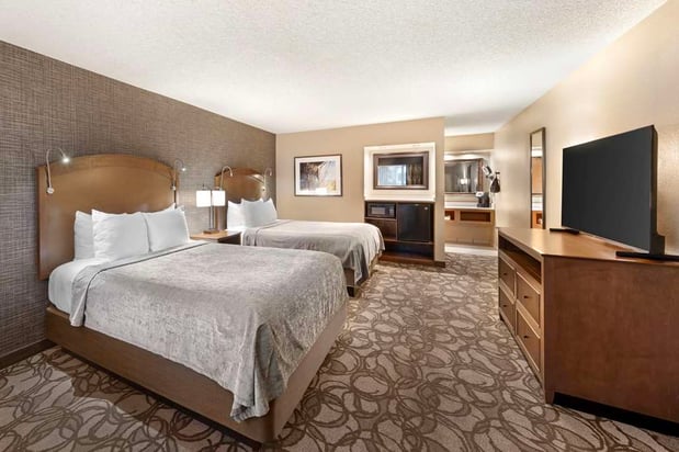 Images Best Western Plus Black Oak