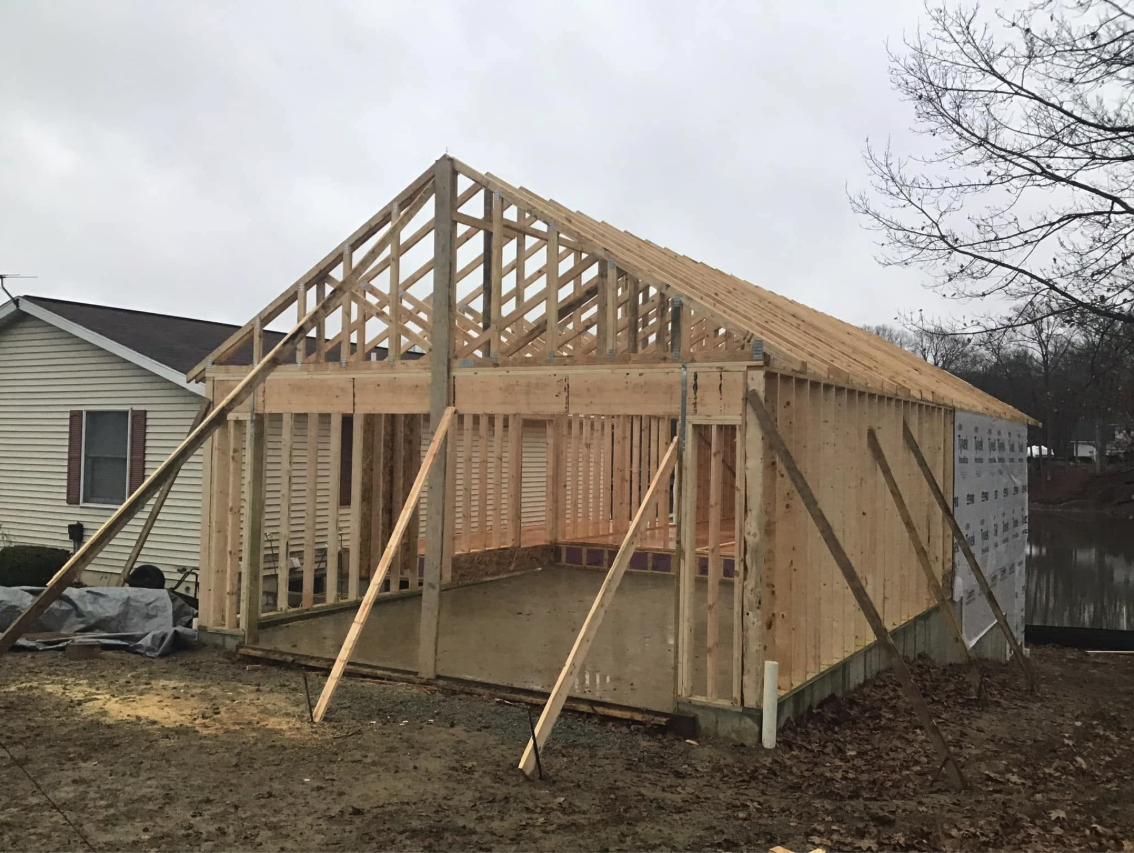 This was a big home addition project we did at Lake Waynoka. You can see that we just finished the g 