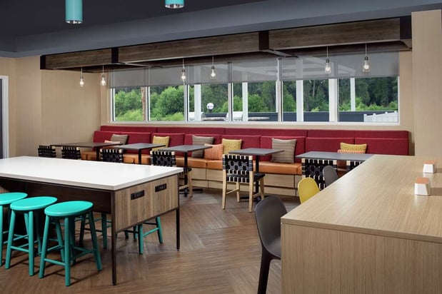 Images Tru by Hilton Lake City