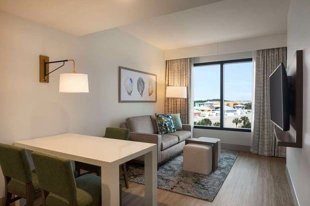 Images Embassy Suites by Hilton Panama City Beach Resort