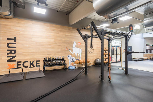 Bilder FitX Fitnessstudio