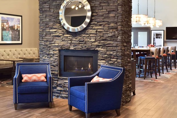 Images Hampton Inn & Suites at Wisconsin Dells Lake Delton