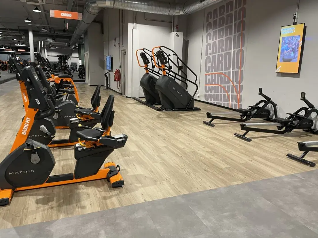 Foto's Basic-Fit 24/7