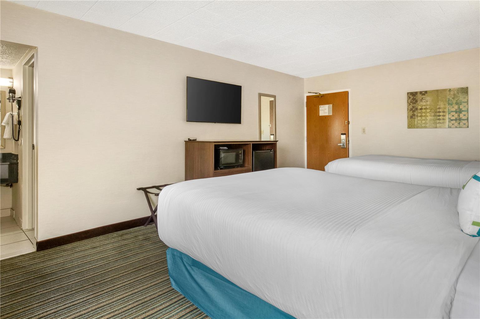 Double Queen Guest Room