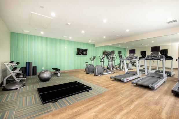 Images Holiday Inn Express & Suites San Jose – Silicon Valley by IHG