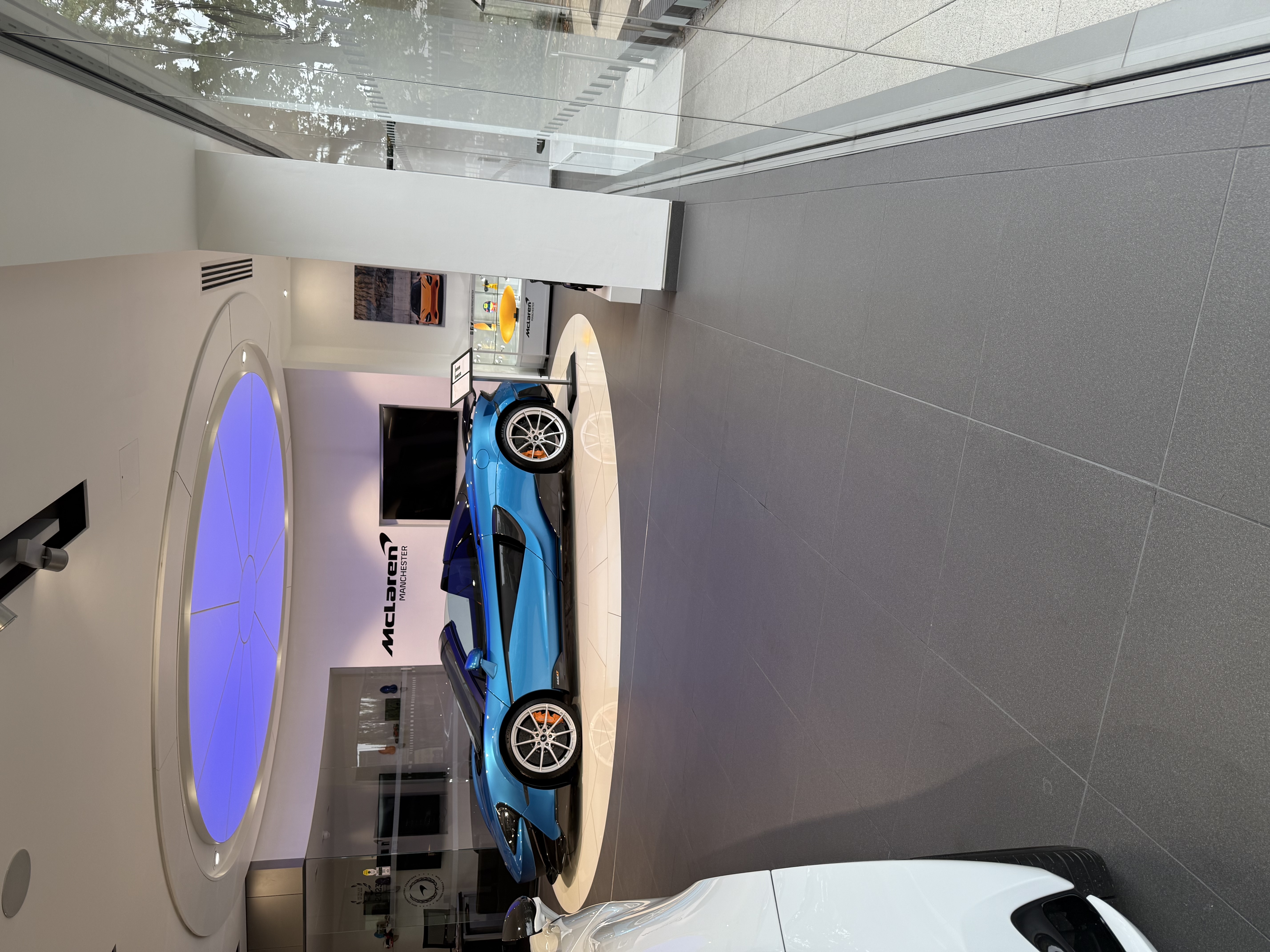 Images McLaren Manchester