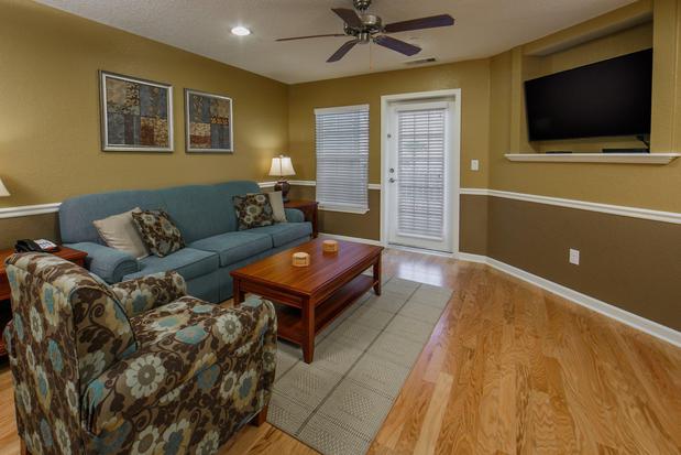 Images Holiday Inn Club Vacations Orlando Breeze Resort