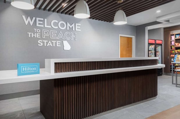Images Hampton Inn & Suites ATL-Six Flags