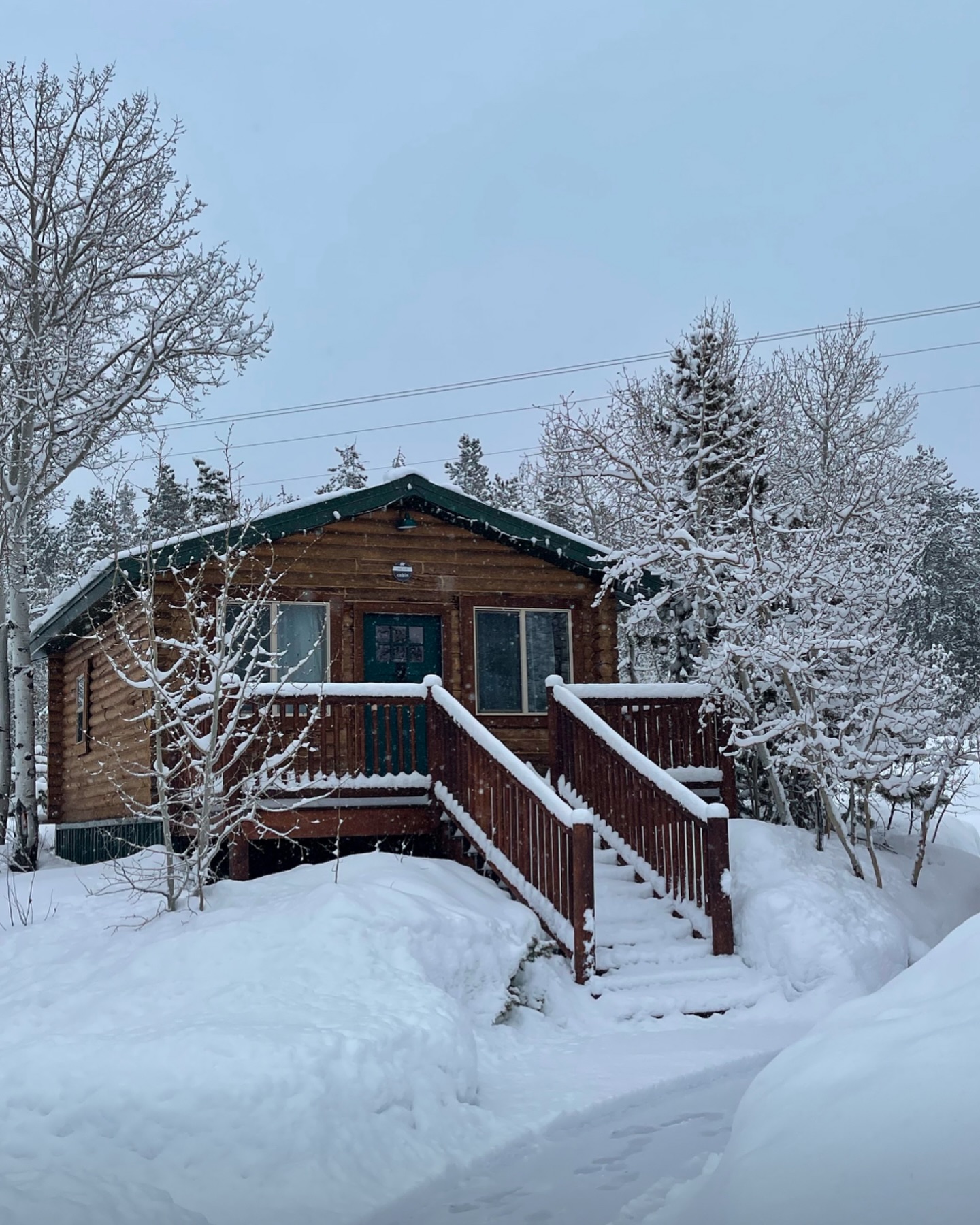 The Cabins at Bear River Lodge Image
