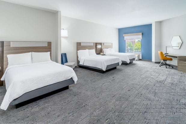 Images Holiday Inn Express & Suites Denver North - Thornton by IHG