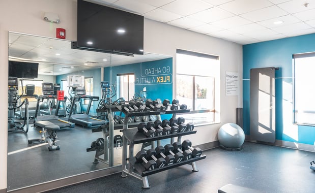 Images Holiday Inn Express & Suites Saint Robert - Leonard Wood by IHG