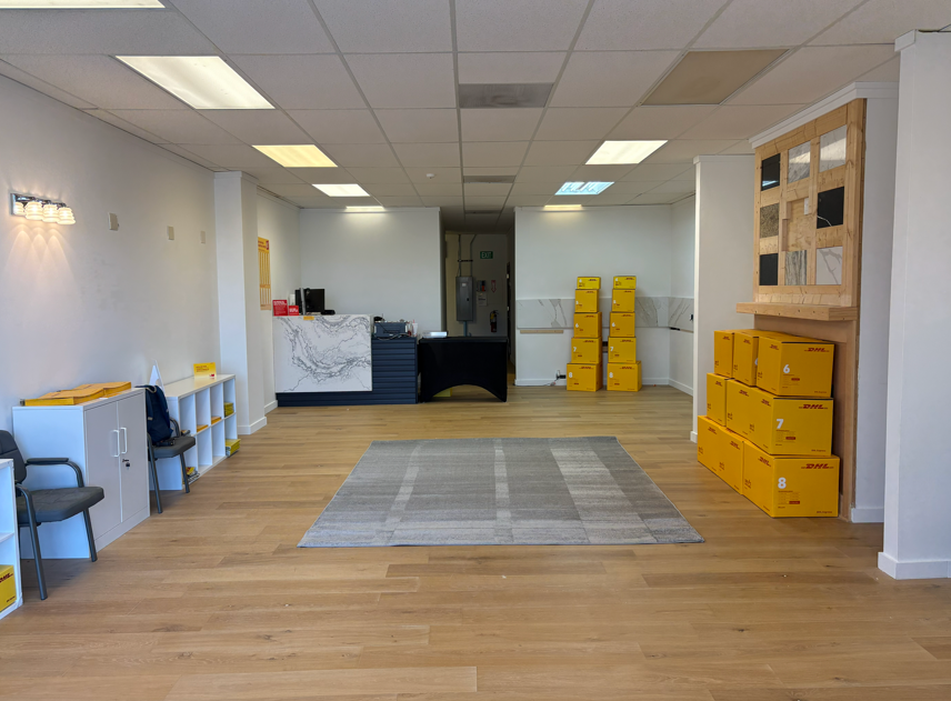 DHL Express Service Point Image