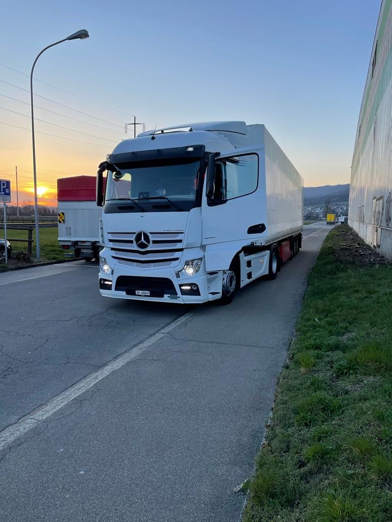 HASA Fahrzeug Technik AG, Riedthofstrasse 235C in Regensdorf