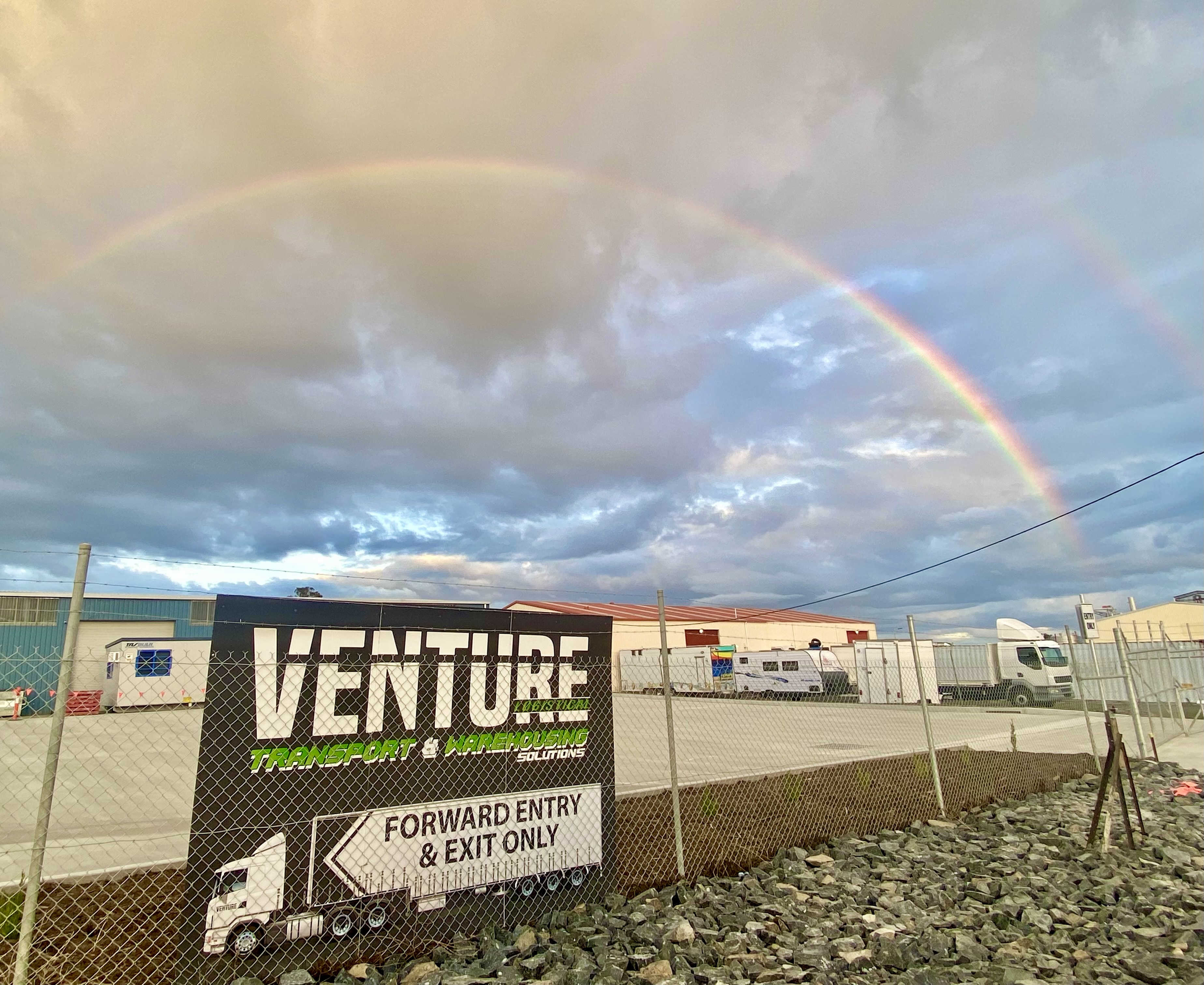 Images Venture Logistical