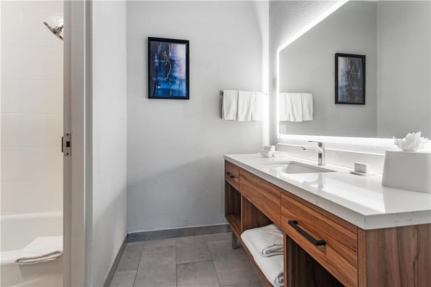 Images Homewood Suites by Hilton Beaumont, TX