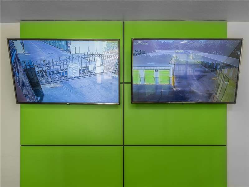 Security Screens - Extra Space Storage at 3175 N Germantown Rd, Bartlett, TN 38133