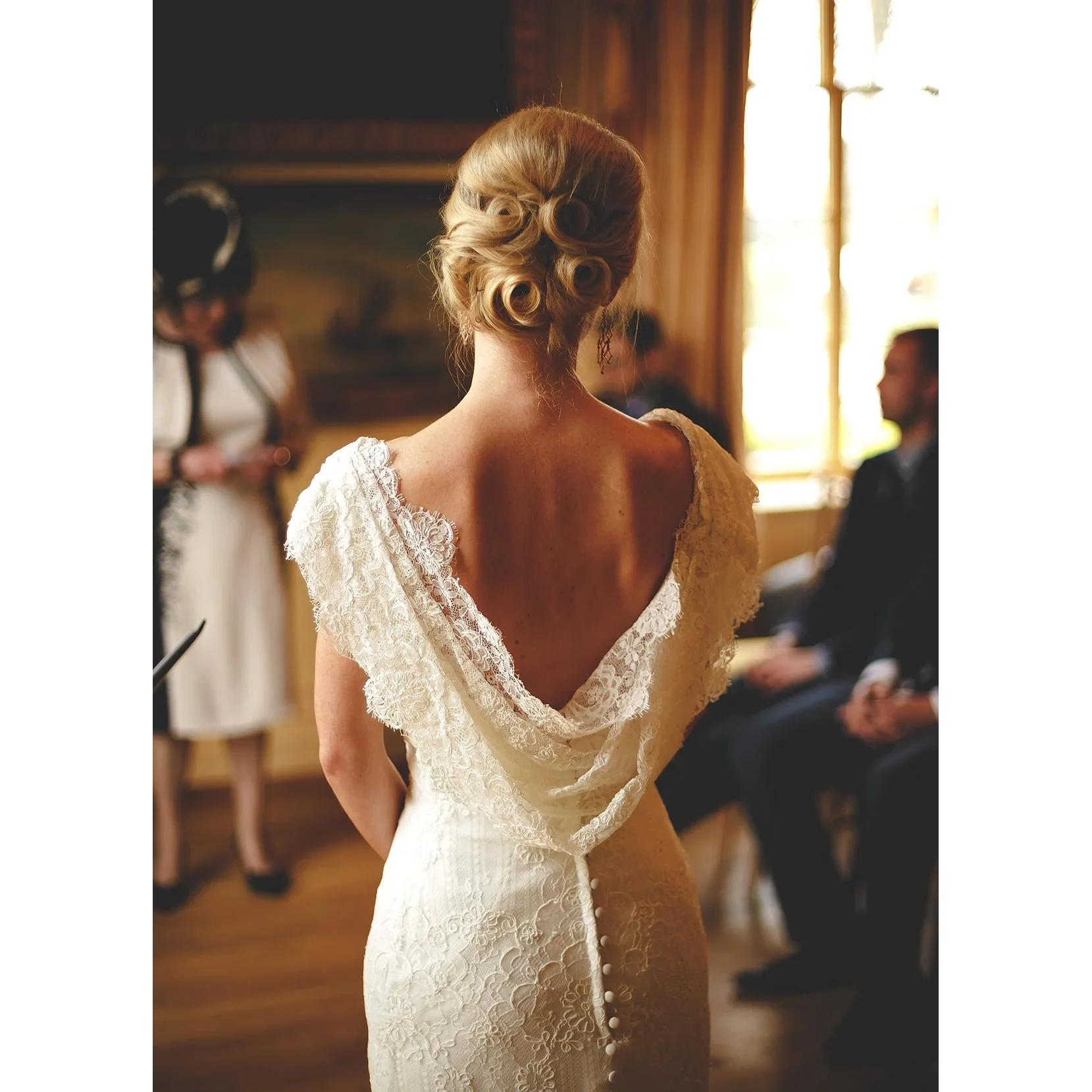 Exclusive Alterations Logo