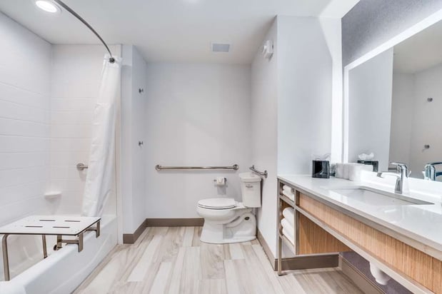Images Hilton Garden Inn North Dallas Central Expy