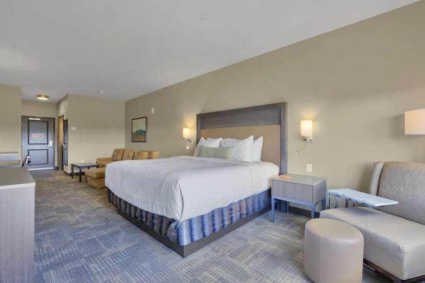 Images Best Western Plus Fillmore Inn & Suites