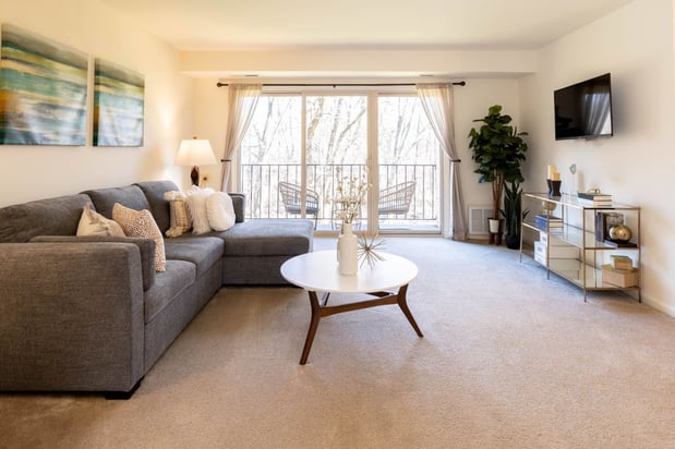 Images Village of Pine Run Apartments & Townhomes*