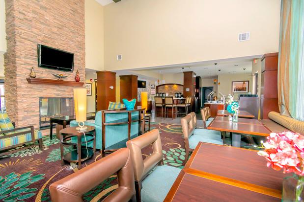 Images Staybridge Suites Houston IAH - Beltway 8 by IHG