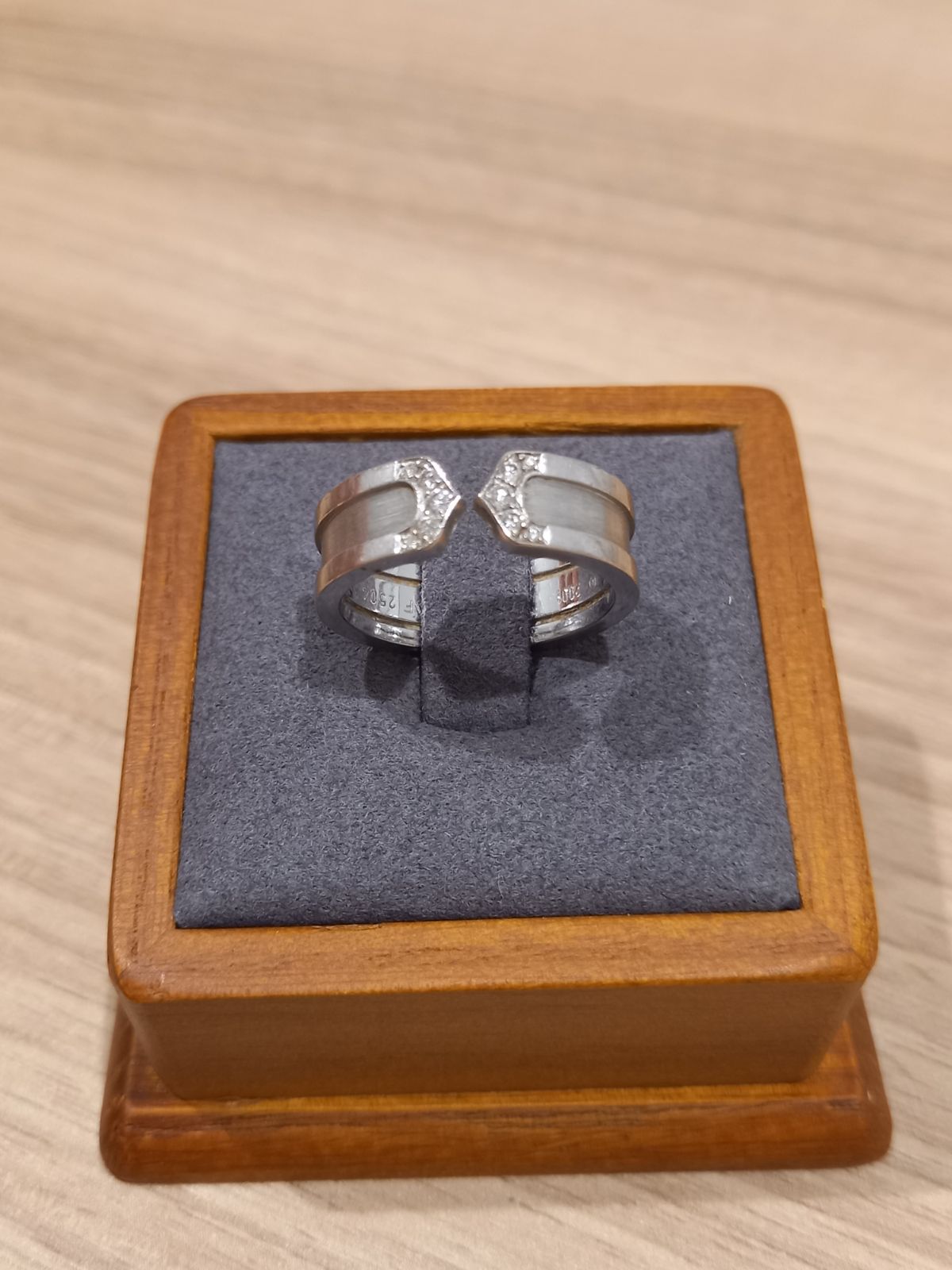 Images KOMEHYO（コメ兵）買取センター南森町