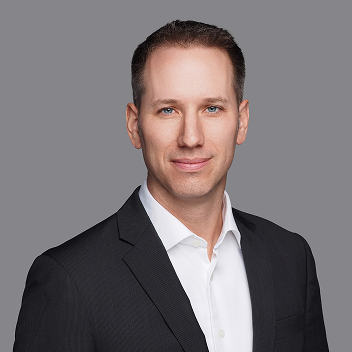 Sander Tettmar headshot.