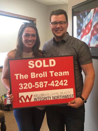 Images The Broll Team - Keller Williams Integrity Northwest - Hutchinson