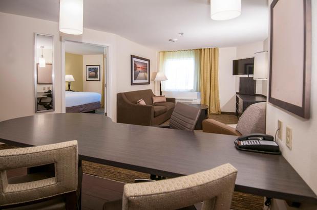 Images Candlewood Suites Baton Rouge - College Drive by IHG