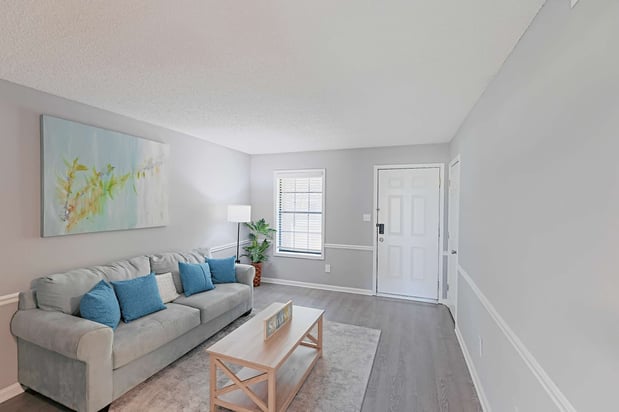 Images Lindsey Manor Apartments