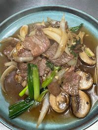 maipithai & sushi bar Image