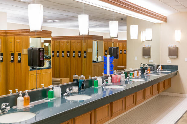 Images Northwestern Medicine Lake Forest Health & Fitness Center