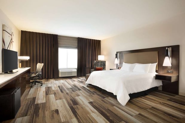 Images Hilton Garden Inn Downtown Birmingham
