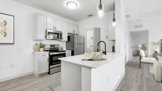 Images Halston Citrus Ridge