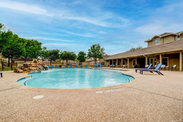 Images Legacy of Cedar Hill Apartments & Townhomes